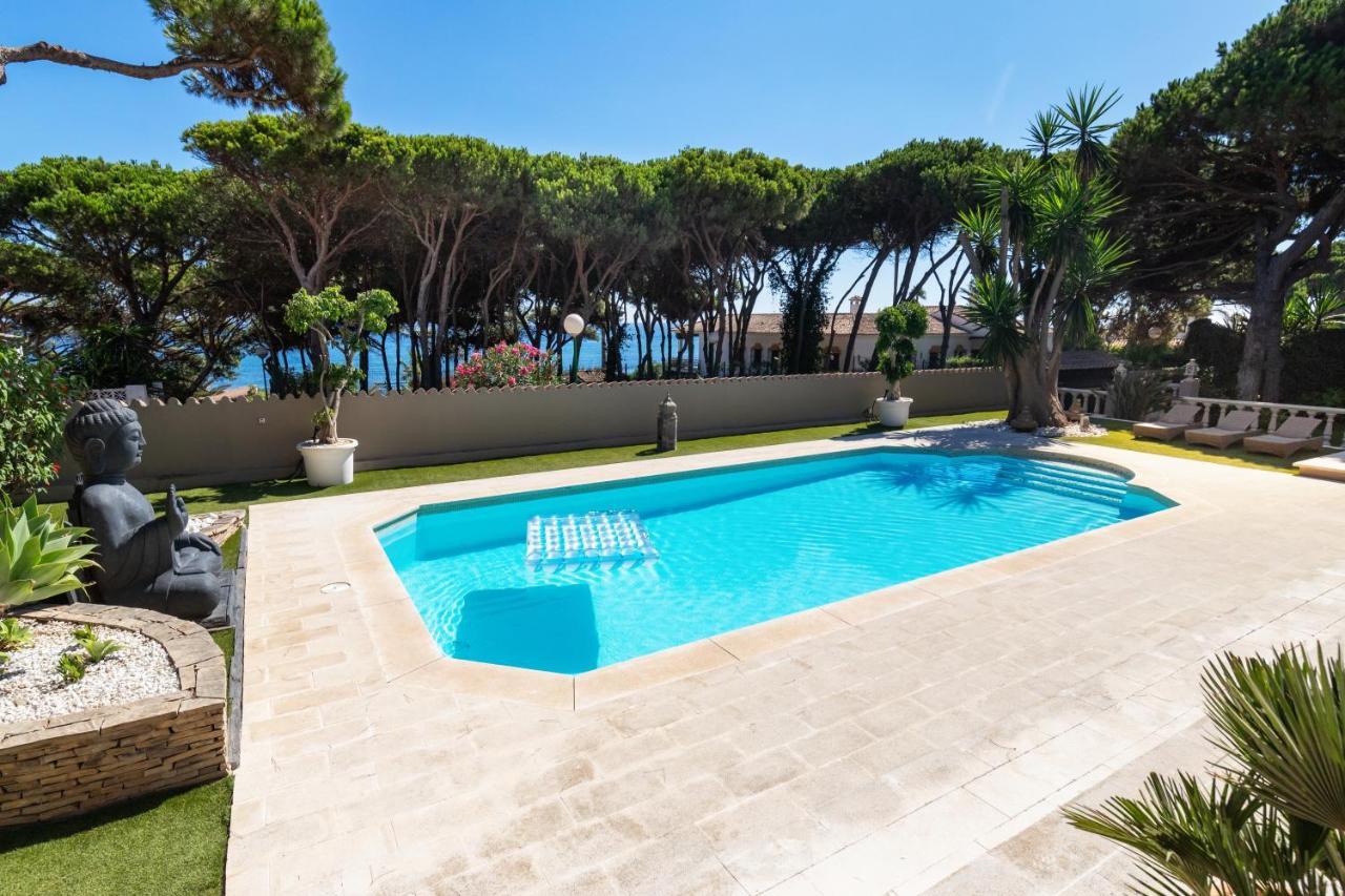 In Puerto Cabopino Holiday home